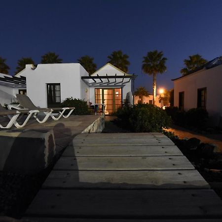 Bungalow Tetir In กาเลตาเดฟุสเต ภายนอก รูปภาพ